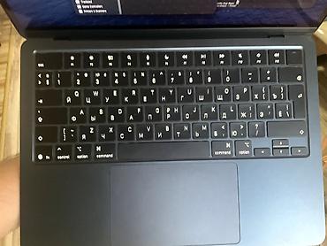 usb: Apple MacBook Air (M4) – Midnight rəng Şəxsi istifadədə olub. Demək — 3