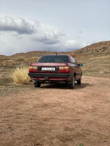 ауди талас: Audi 100: 1984 г., 2.2 л, Механика, Бензин, Седан