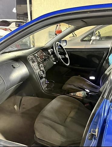 mazda 3 2005: Toyota Mark II: 1995 г., 2 л, Автомат, Газ, Седан — 5