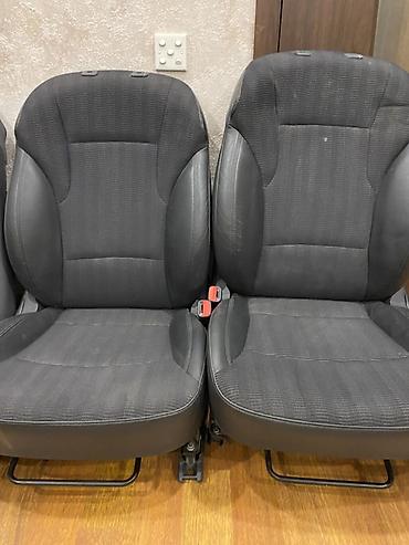 recaro oturacaq: Avtomobil oturacaqları dəsti - Ön 2 ədəd və arxa 3 yerlik (başlıqlı) — 2
