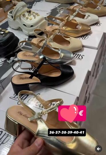 Sandale: Sandale