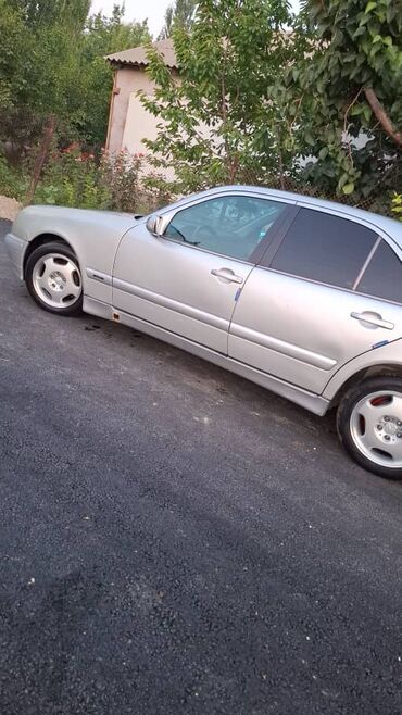 Mercedes-Benz: Mercedes-Benz E-Class: 2001 г., 2.6 л, Механика, Бензиновая, Седан — 9