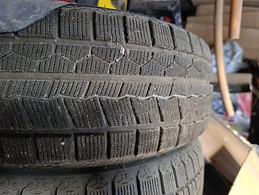 шины зимние бу: Продаются шины 195/65R15 в наличии 2 штуки, цена за пару — 1