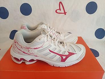 @ Mizuno br.38(gaziste 24 cm) Kao NOVE @ TOP Mizuno Wave Voltage