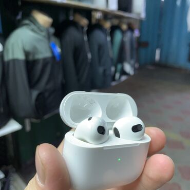 аирподс реплика: AirPods 3 го поколения Оригинал Покупали В Москве состояние отличное