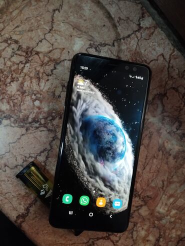 Samsung: Samsung Galaxy A8 2018, 64 GB, rəng - Qara, Sensor, Barmaq izi, Simsiz şarj