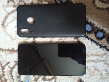 сколько стоит ремонт экрана телефона: Samsung A30, Б/у, 64 ГБ, цвет - Черный, 2 SIM