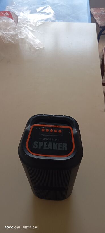 radio usb bluetooth: Speakercraft Колонка, Тип - Портативная, цвет - Черный
