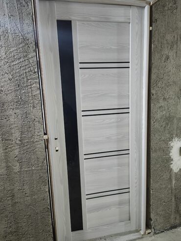 Otaq qapıları: Ekonom qapı 
Rusiya istehsalı
Zamok
Petlələr
Çərçivələri
Naliçniklər — 22