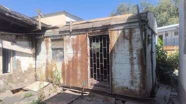 металлический гараж на вывоз: Срочно продаются два вагона в районе Западного автовокзала