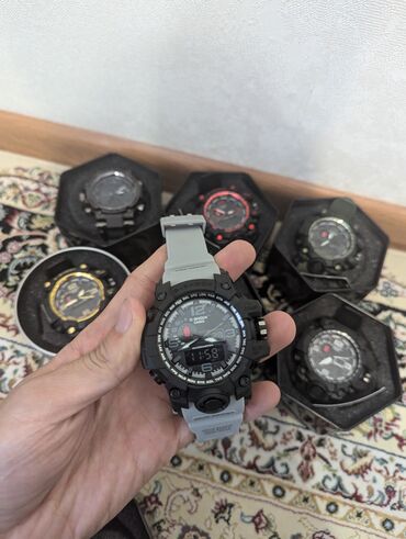 красный галстук: Спортивные часы часы, Casio (G-Shock), Альтиметр, Водонепроницаемые, Мужские