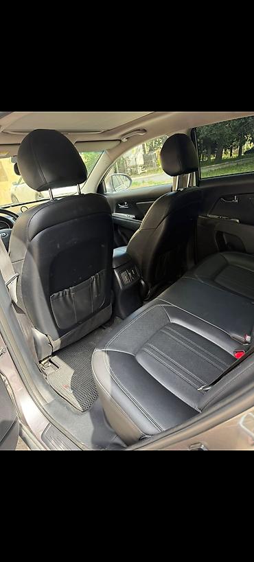 Kia: Kia Sportage: 2 l | 2014 il Krossover — 4