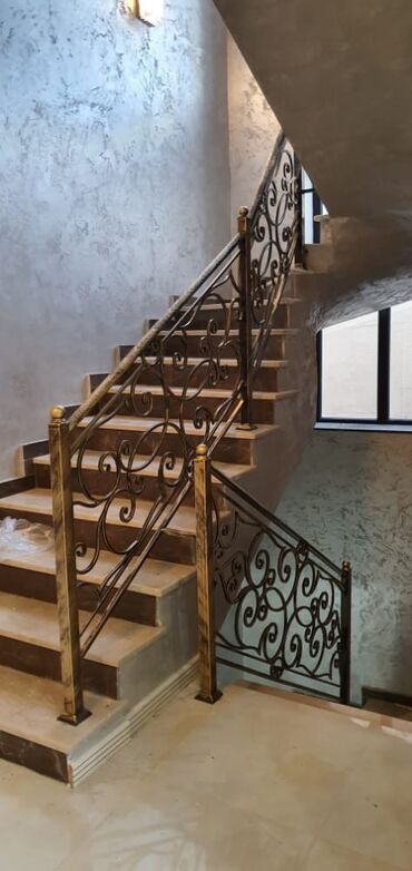 Pilləkən məhəccərləri: Məhəccərlər ( perila) — 19