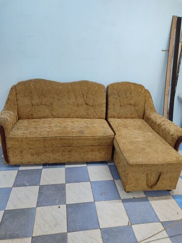 диван мебель: Диван-кровать, цвет - Коричневый, Б/у