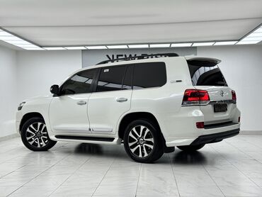 диск на сапок: Toyota Land Cruiser 200 Excalibur, 2018 г. Двигатель: 4.6 л бензин