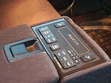 Toyota: Toyota Majesta: 2004 г., 4.3 л, Автомат, Бензин, Седан — 8