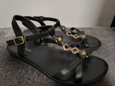 dužina stopala i broj cipela: Sandals, 40
