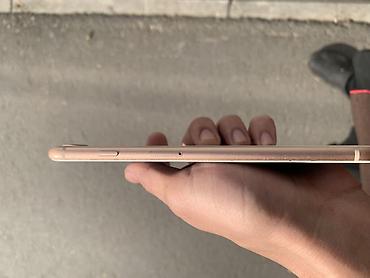 iphone cs max: IPhone 8 Plus, Б/у, 64 ГБ, Золотой, Чехол, 100 % — 5