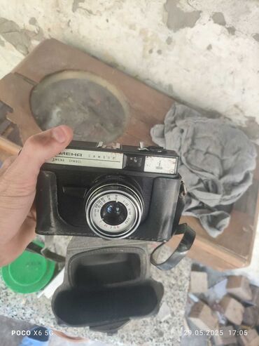 Fotokameralar: Zorki 4 rangefinder film kamerası, qara dəri futlyarı ilə birlikdə. Bu lalafo.az -da Fotokameralar: Zorki 4 rangefinder film kamerası, qara dəri futlyarı ilə birlikdə. Bu
