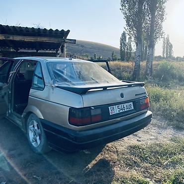 Продажа авто: Volkswagen Passat: 1990 г., 1.8 л, Механика, Бензин, Седан — 3
