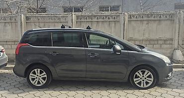 Peugeot: Peugeot 5008: 2010 г., 1.6 л, Механика, Дизель, Минивэн — 2