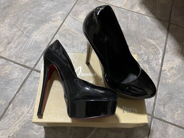 вечерние женские туфли: Туфли 36, цвет - Черный