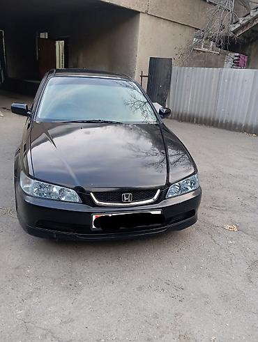mercedes e200: Honda Accord: 2002 г., 1.8 л, Автомат, Бензин, Седан — 3