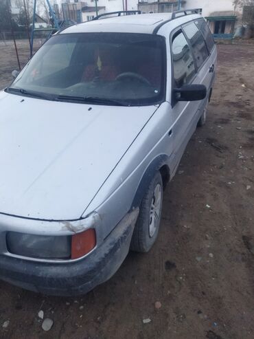 Volkswagen: Volkswagen Passat: 1991 г., 2 л, Механика, Бензин, Универсал