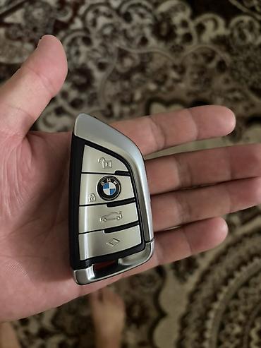 Смарт-ключ BMW (брелок-ключ) - Оригинальный ключ форм-фактора BMW с at lalafo.kg Смарт-ключ BMW (брелок-ключ) - Оригинальный ключ форм-фактора BMW с