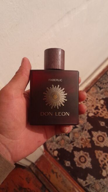 самые лучшие духи: Мужская парфюмерная вода Faberlic Don Leon. - Флакон: строгая