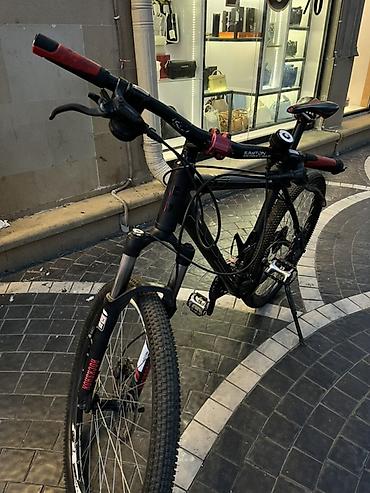 velosiped cube touring pro: Dağ və şəhər istifadəsi üçün uyğun velosiped. Əsas xüsusiyyətlər: - — 1