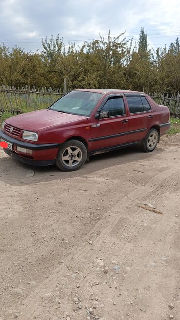 афто токмок: Volkswagen Vento: 1991 г., 1.8 л, Механика, Бензин, Седан