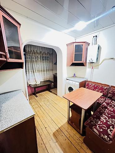 sekide: 2 otaqlı ev tam esyalı sekılde kıraye verılır,bırıncı ay 500 azn — 6