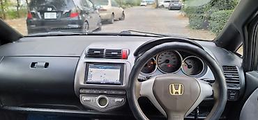 fit 2008: Honda Fit: 2003 г., 1.3 л, Автомат, Бензин, Хэтчбэк — 10