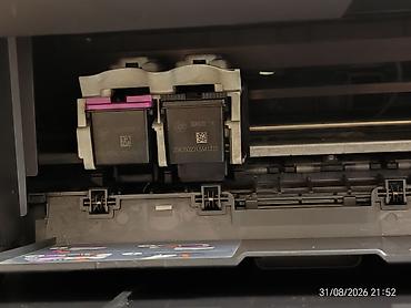 qara pp: HP Deskjet 2050 printer, işlək vəziyyətdədir, ağ qara və rəngli — 4