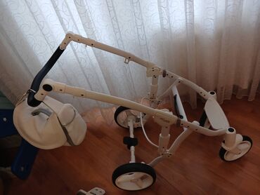 cybex ikinci el: 1600 alınıb az işlənib temiz qalıb