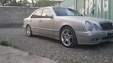 x class: Mercedes-Benz E-Class: 2001 г., 4.3 л, Автомат, Бензин, Седан — 1