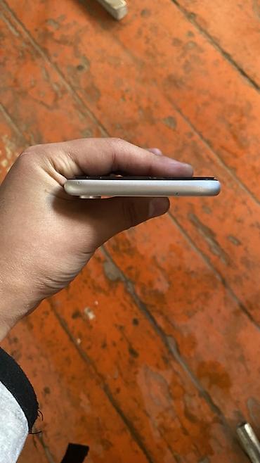 iphone 12 minu: IPhone XR, белый цвет акб-75 память 128 face ld есть обмен на Айфон — 3