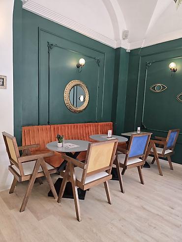 restoran stullari: Oturacaq - 12 ədəd (Şam ağacından hazırlanıb) Kreslo 4 ədəd Masa - 9 — 1