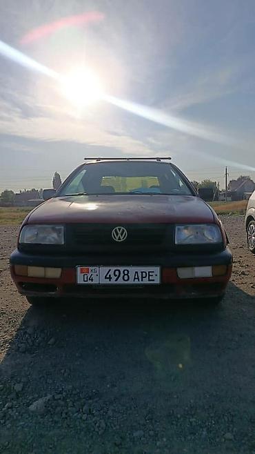 vento: Volkswagen Vento: 1993 г., Седан — 3