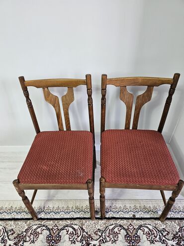 продаю советские стулья: Стулья Для кухни, Для зала, С обивкой, Б/у