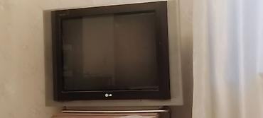 televizor 127: LG televizor - Ekran: təxminən 32" (82 sm yaxın), geniş formatlı düz — 1
