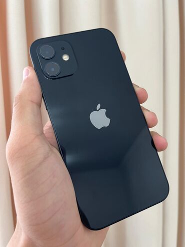 Apple iPhone: IPhone 12, Новый, 128 ГБ, Черный, Зарядное устройство, Защитное стекло, Кабель, 74 %