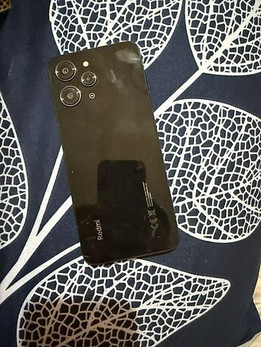 redmi play: Redmi smartfon 256 yaddas 8 eam. - Ekran: Tam ekran ön panel — 1