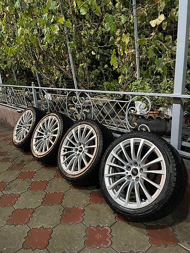 Колеса в сборе 235 / 45 / R 18, Зима, Б/у, Комплект, Легковые, Литые, отверстий - 5