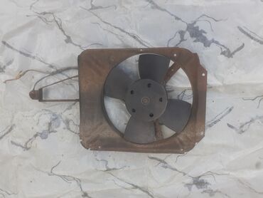 Motor üçün digər detallar: Radiator - 100 ₼ Karbirator(jiquli) - 80₼, Tramblyor - 40 ₼ Babin — 9