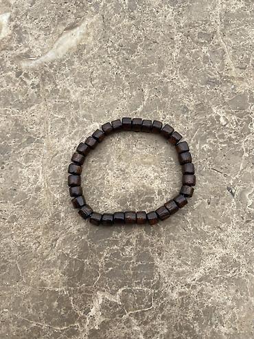 Bilərziklər: Bilərzik, Ünvandan götürmə — 10