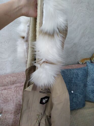 tek pencekler kisi ucun: S M razmer çox az giyinilib yenikimidi isdeyen watsaba yazsın vidonu