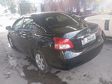 e6 3: Toyota Belta: 2009 г., Автомат, Бензин, Седан — 3