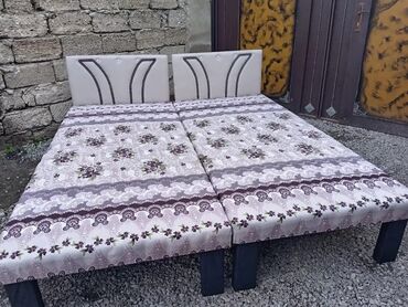 Çarpayılar: Təzə çarpayılar. 1 nəfərlik çarpayılar 60 manat. 2 nəfərlik taxt 110 — 2